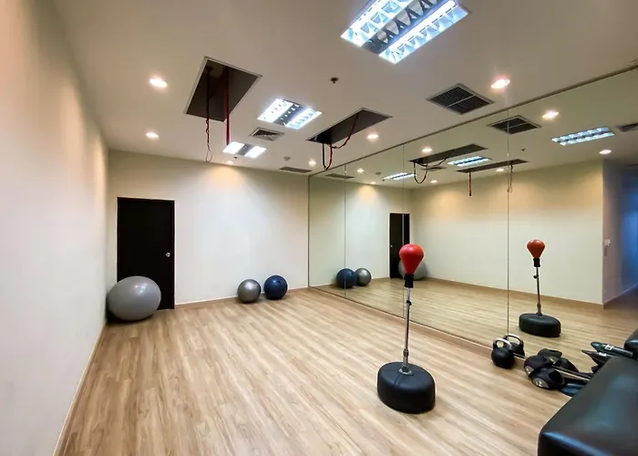 Upscale Modern 2br - Ultra Fast Wifi - Bts Asoke * Bangkok