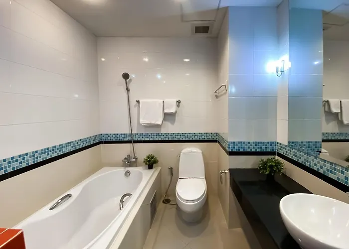 Apartment Upscale Modern 2br - Ultra Fast Wifi - Bts Asoke *