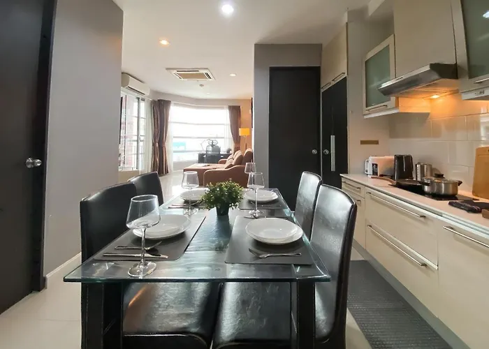 Apartment Upscale Modern 2br - Ultra Fast Wifi - Bts Asoke Bangkok