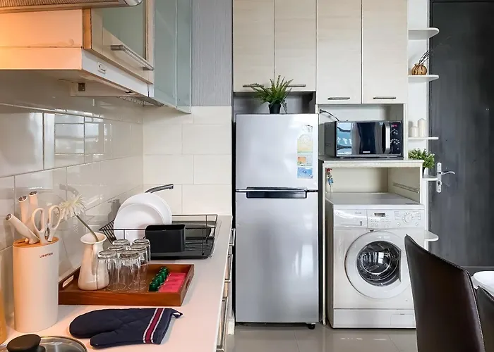 Upscale Modern 2br - Ultra Fast Wifi - Bts Asoke Apartment