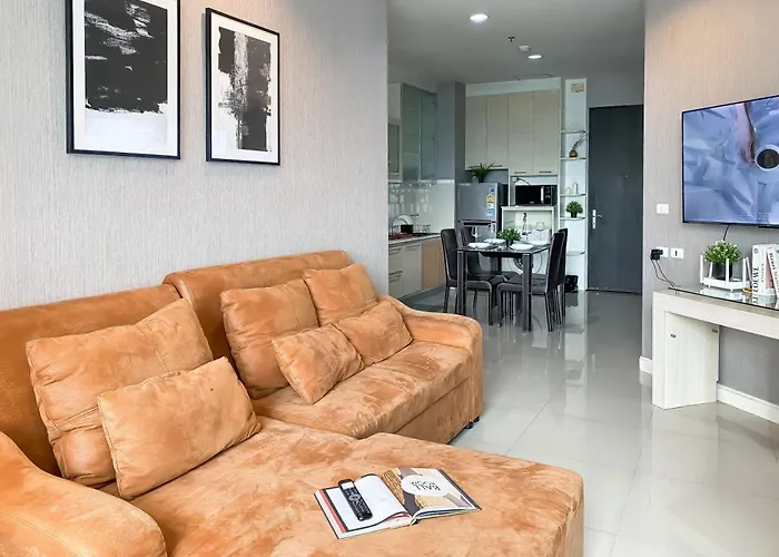 Upscale Modern 2br - Ultra Fast Wifi - Bts Asoke Apartment Bangkok